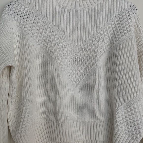 H&M White Chevron Knit Sweater- S - Picture 3 of 5